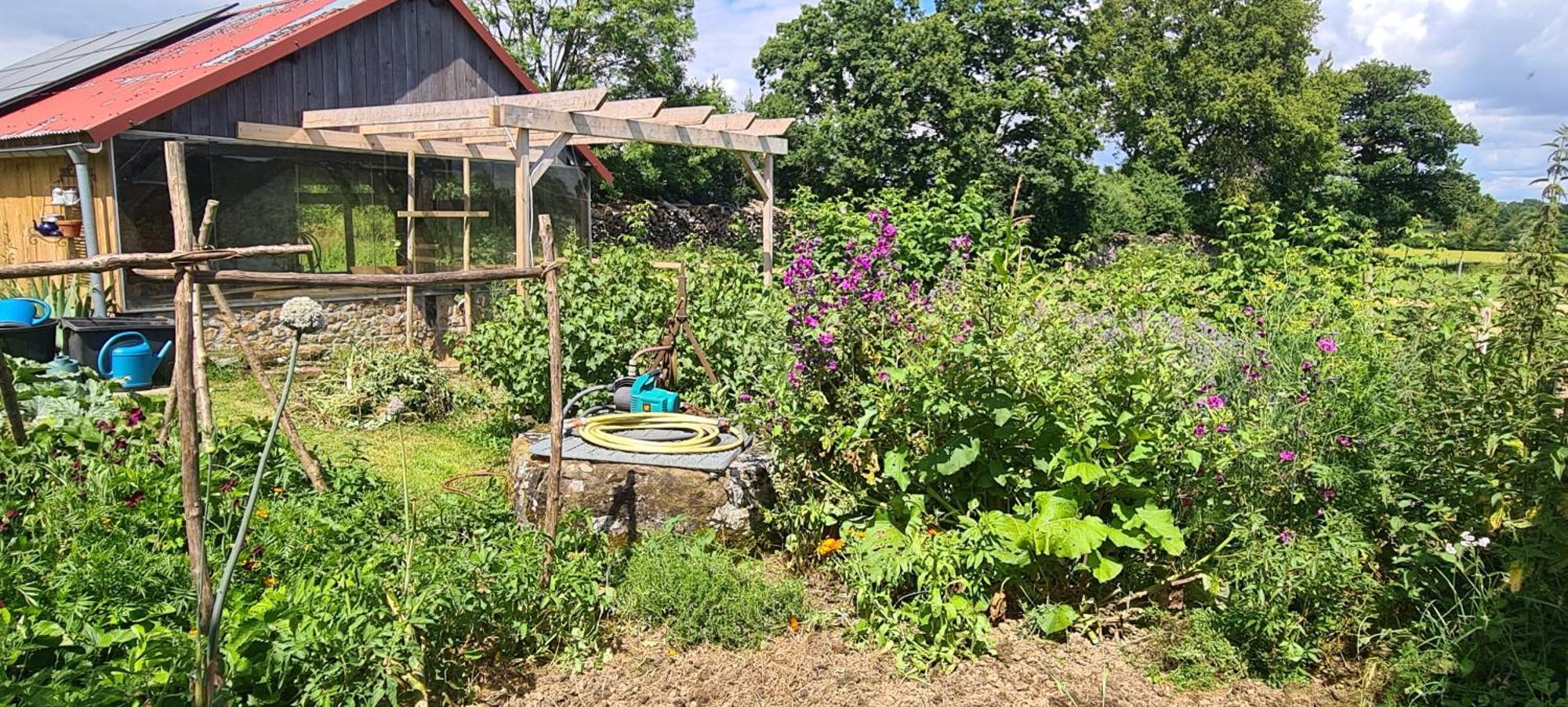 Roulotte A La Ferme Buissonniere Villa La Lande-de-Louge Buitenkant foto